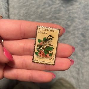 Stamp pin - Massachusetts USA Black Capped Chicadee Collectable unique vintage